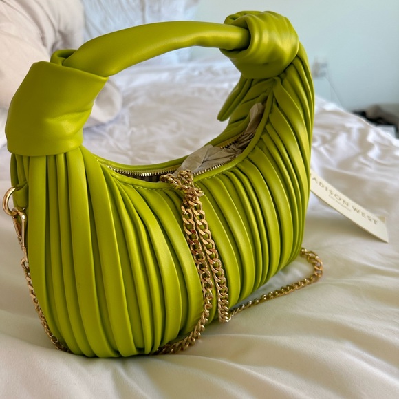 Madison west Los Angeles (new) - Picture 3 of 3